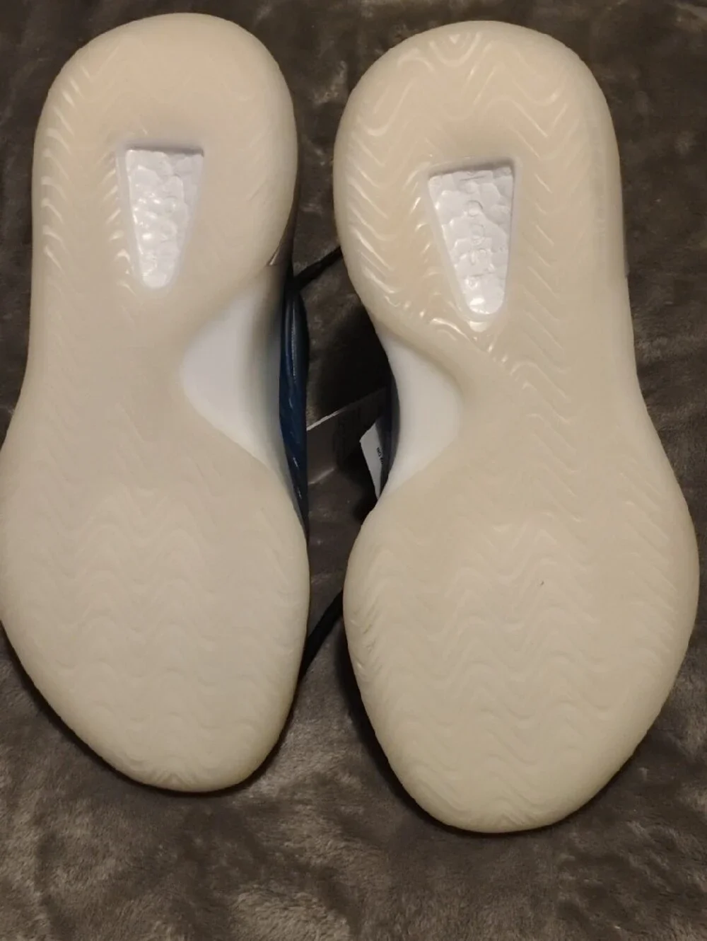 Adidas Yeezy Quantum Blue Basketball Sneakers Size 5.5